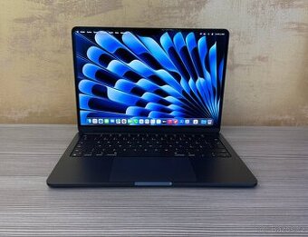 MacBook Air 13" 2025 M4 16GB 256GB inkoustová, baterie 100%