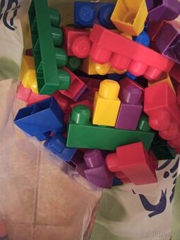 Velké stavebnicove kostky