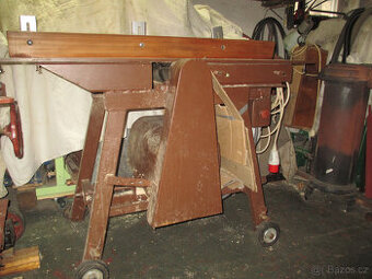 hoblovka srovnávačka