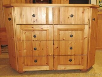Šuplíková komoda z borovice - masiv - Výborný stav