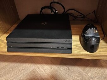 Ps4 pro + hry + 2x orig. ovladač + nabíječka na ovladače