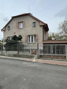 Prodej rodinného domu 193 m2, pozemek 1295 m2, Pardubice - M