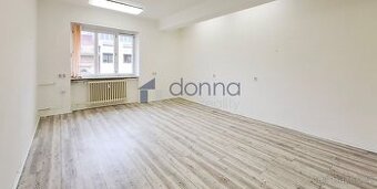 Kancelář 21m2, Praha 2 - Vinohrady, Blanická ulice v blízkos