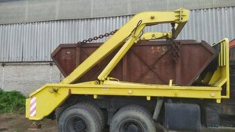 Nástavba z Tatra 815 nosič kontejnerů