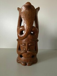 socha plastika norské vzory viking svícen dřevořezba maska