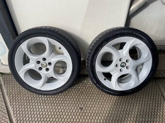 Alu kola 17 alfa romeo+ gumy 215/45 ZR 17