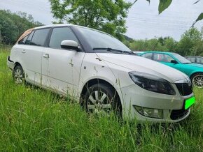 Fabia 2 II kombi pravé levé přední zadní dveře bílá