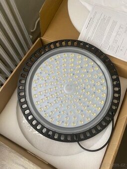 LED světlo 500W
