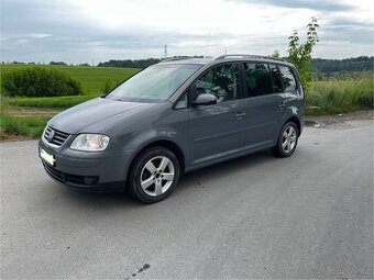VW Touran 2.0 TDI