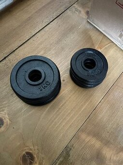 Závaží na činky s osou 30mm - 1kg a 0,5 kg