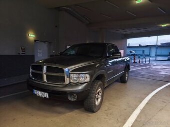 Dodge RAM 1500 5.7hemi