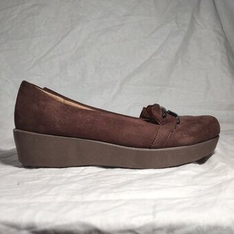 ❗❗PICCADILLY, VELIKOSTI 37, HNĚDÉ DÁMSKÉ BOTY❗❗