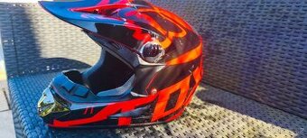 Prodám 2 použitou mtb helmu