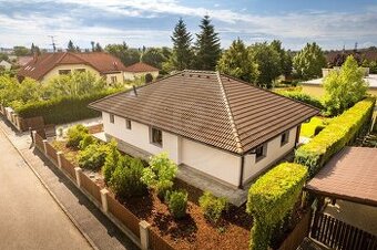 PRODEJ RODINNÉHO DOMU 4+1 SE ZAHRADOU A GARÁŽÍ, LITVÍNOVICE