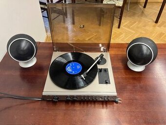 Gramofon TESLA NZC 300