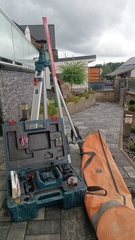 Rotační laser Bosch+stativ+lať+vak