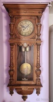 Funkční pendlové hodiny – cca 1 metr, dřevo, secesní styl