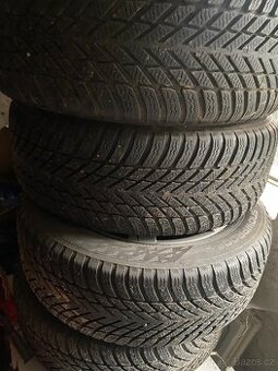 Zimní sada nokian + alu disky 205/55/16 VW, škoda