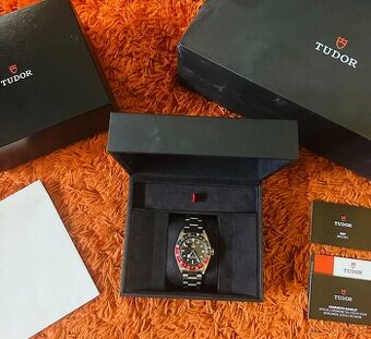 TUDOR GMT BLACK BAY HODINKY TOP STAV PAPÍRY KRABICE TAŠKA