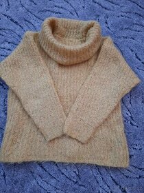 Svetr-rolák