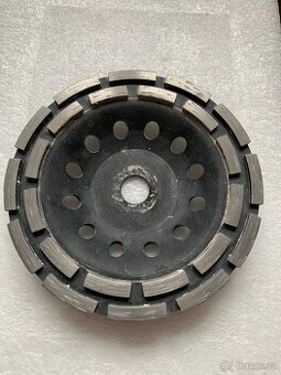 Hrncovy brusny kotouč (diamant) 180mm.