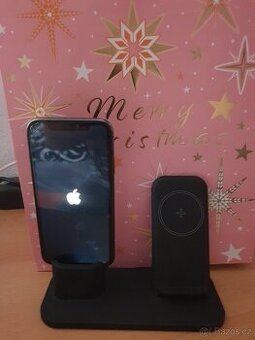 Apple iPhone 11 ,bezdrátová nabíječka