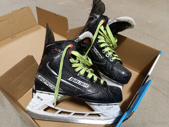 Hokejové brusle Bauer Vapor X3.5