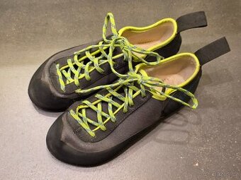 Lezečky Simond 36EU (Decathlon)