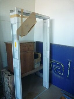 Kovová zárubeň na dodatečnou montáž SAP862S Pravá