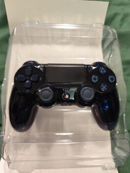 PlayStation 4 Pro 1tb + limitovaný ovladač