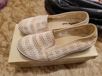 Dámské boty Gathay, vel. 38