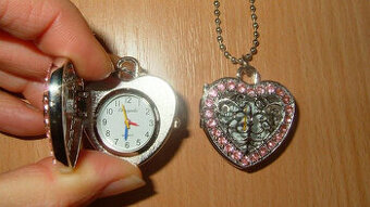 hodinky na řetízku nové