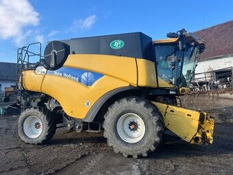 New Holland CR9080
