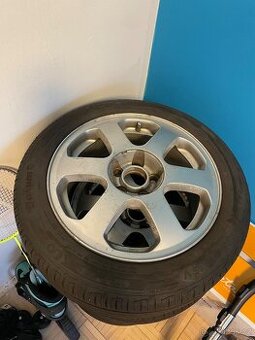 Alu kola R15 včetně letních pneu 195/50
