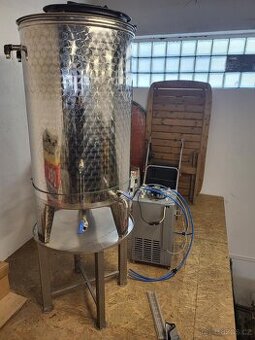 Chladící nerez nádoba dvouplášťová vč.chlazení