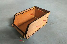 Dřevěná krabička menší