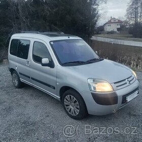 Citroën Berlingo, 2HDI,VÝBAVA,SERVIŚKA,KRÁSNÉ,TZ