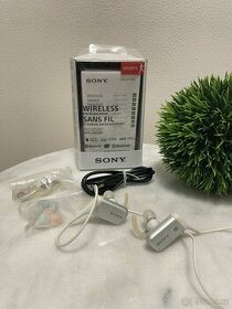 Bezdrátová sluchátka Sony MDR-AS600BT