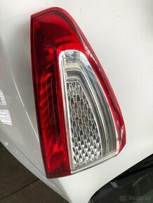 Ford Mondeo MK4 Lift Hatchback led světlo