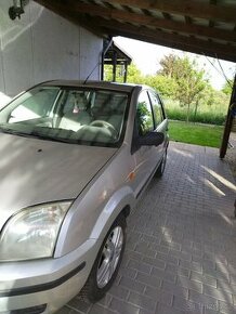 Ford Fusion 1.6i 74kW r.2003