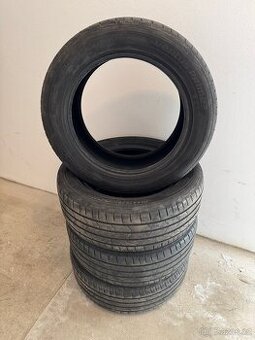 Pneu 205/55 R16 - 1