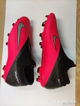 Kopačky Nike Phantom 41