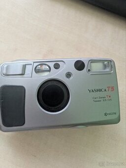 yashica t5