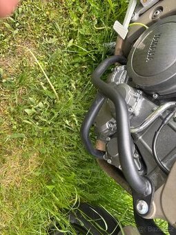 Padaci ram na Yamaha TDM 900