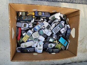 Mobilní mobily retro