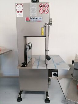 Pila Minerva A/E 155 na kosti