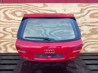 Páté dveře Audi A3 8P