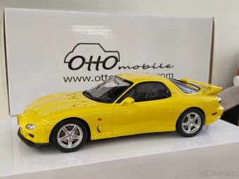 Mazda RX-7 1:18 Ottomobile - 1