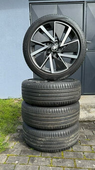 Prodám originál ALU Škoda VEGA AERO 225/45/18 5x112 Pirelli