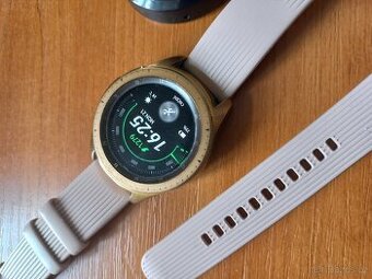 Hodinky Samsung Galaxy Watch 4